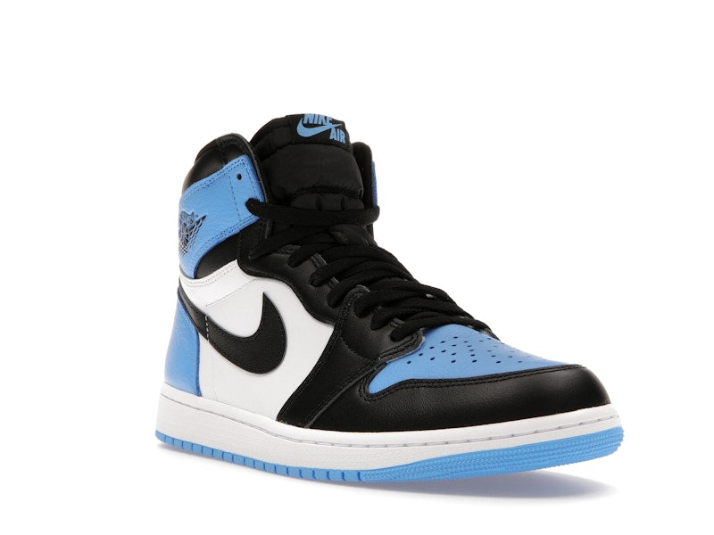 Air Jordan 1 High OG Unc Toe, vista a 360 gradi 6 di 36