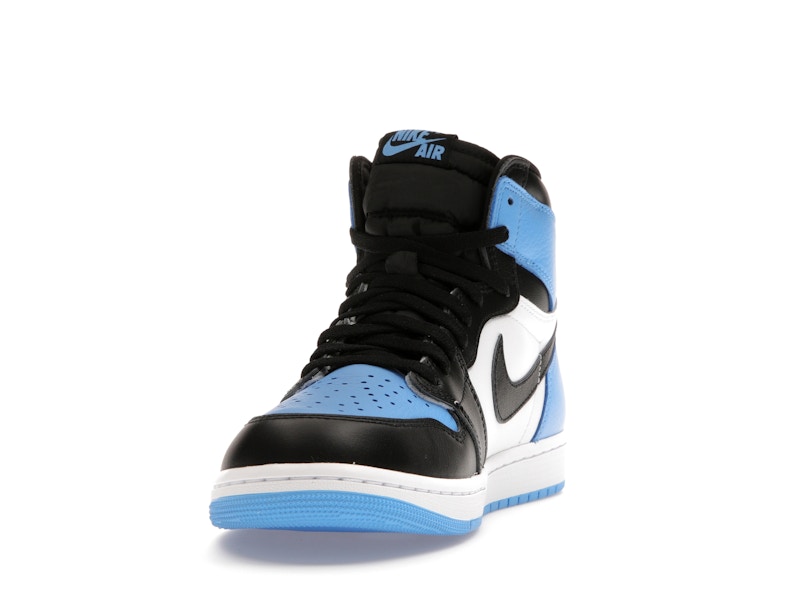 Air Jordan 1 High OG Unc Toe, vista a 360 gradi 12 di 36