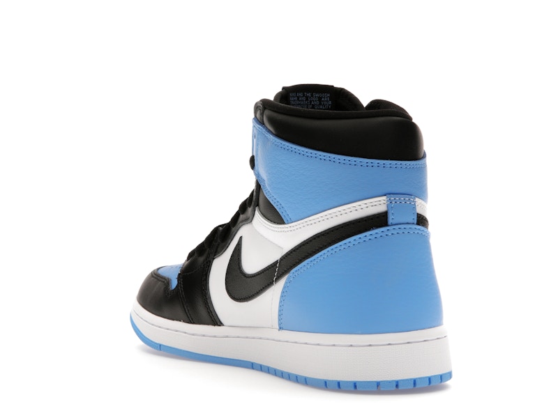 Air Jordan 1 High OG Unc Toe, vista a 360 gradi 25 di 36