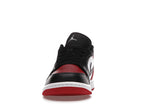Air Jordan 1 Low Bred Toe, vista a 360 gradi 11 di 36