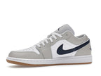 Air Jordan 1 Low Midnight Navy Neutral Grey, vista a 360 gradi 17 di 36