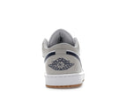 Air Jordan 1 Low Midnight Navy Neutral Grey, vista a 360 gradi 28 di 36