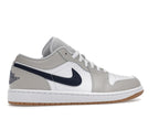 Air Jordan 1 Low Midnight Navy Neutral Grey, vista a 360 gradi 35 di 36