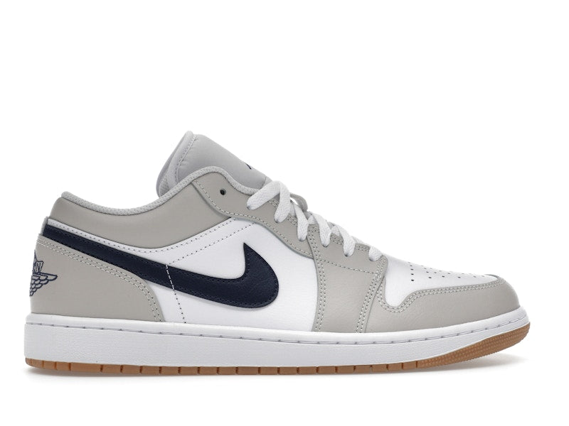 Air Jordan 1 Low Midnight Navy Neutral Grey, vista a 360 gradi 36 di 36