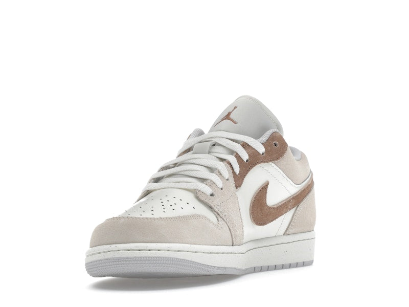 Air Jordan 1 Low SE Legend Light Brown, vista a 360 gradi 13 di 36
