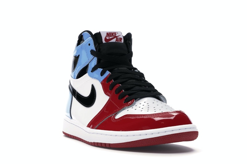 Air Jordan 1 Retro High Fearless Unc Chicago