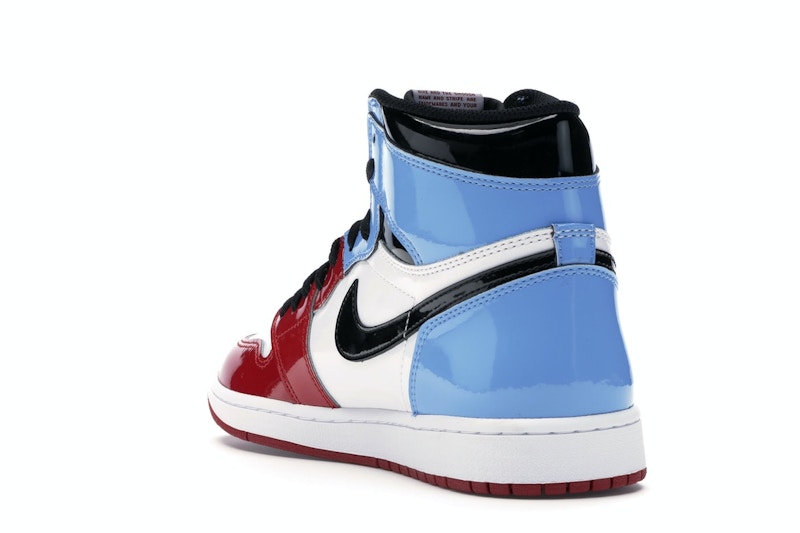 Air Jordan 1 Retro High Fearless Unc Chicago