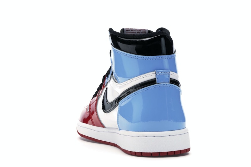 Air Jordan 1 Retro High Fearless Unc Chicago