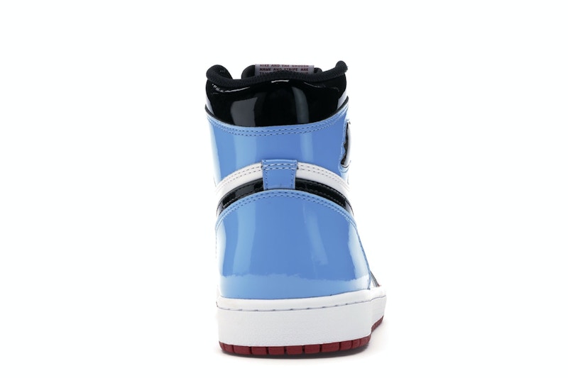 Air Jordan 1 Retro High Fearless Unc Chicago