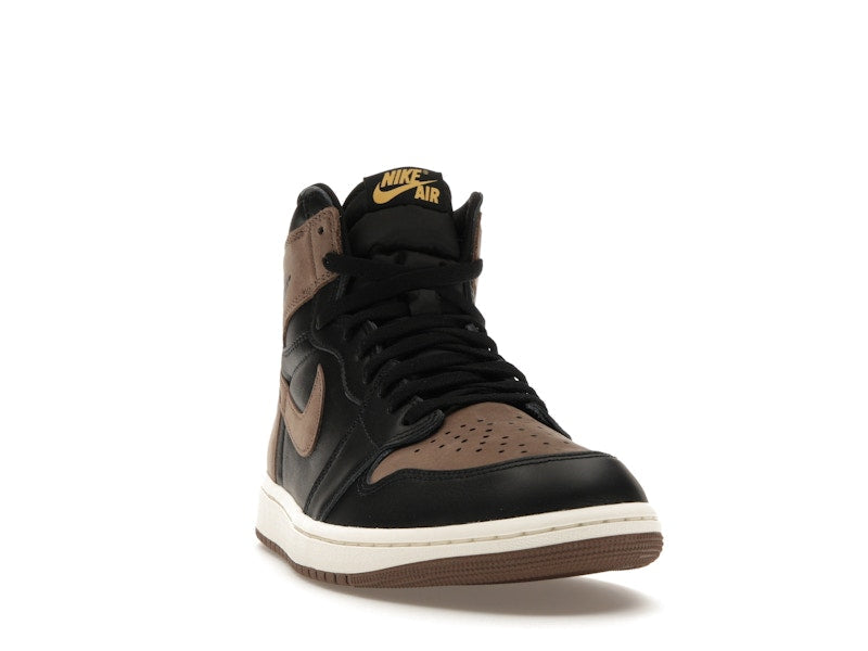 Air Jordan 1 Retro High OG Palomino, vista a 360 gradi 8 di 36