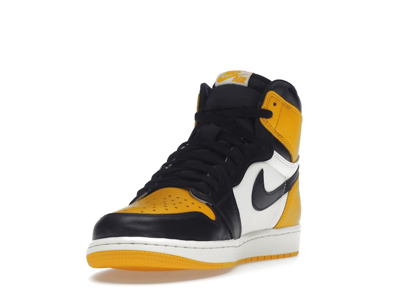 Air Jordan 1 Retro High OG Yellow Toe, vista a 360 gradi 13 di 36