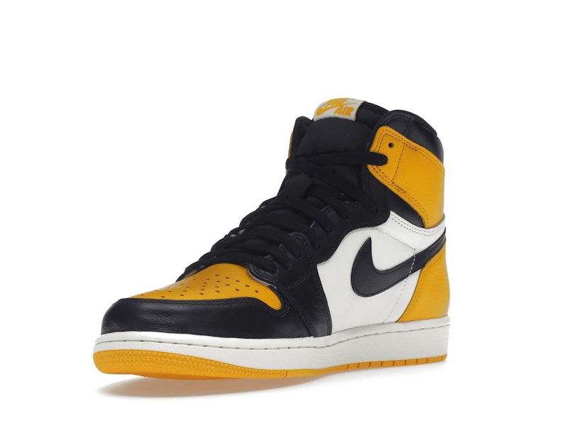 Air Jordan 1 Retro High OG Yellow Toe, vista a 360 gradi 14 di 36