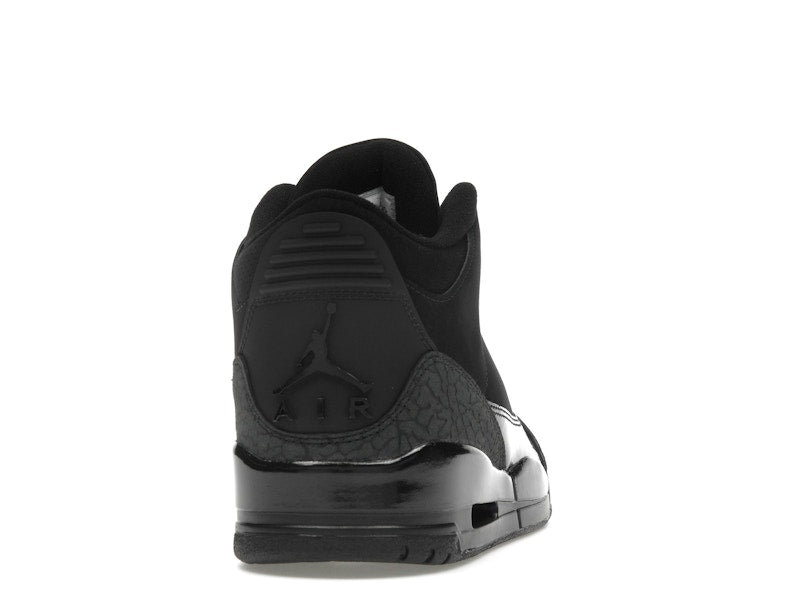 Air Jordan 3 Retro Black Cat (2025), vista a 360 gradi 29 di 36