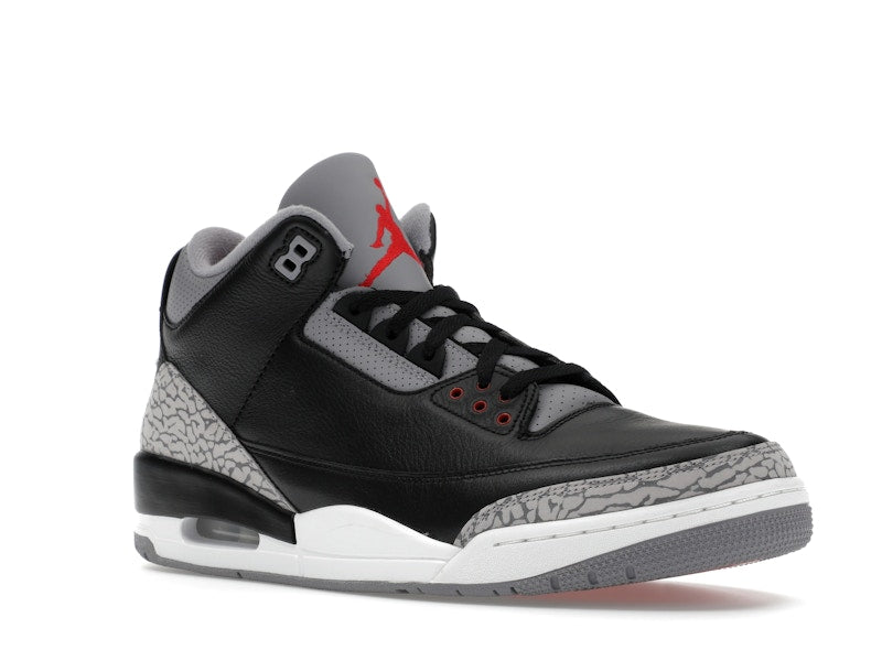 Air Jordan 3 Retro Black Cement (2024), vista a 360 gradi 5 di 36