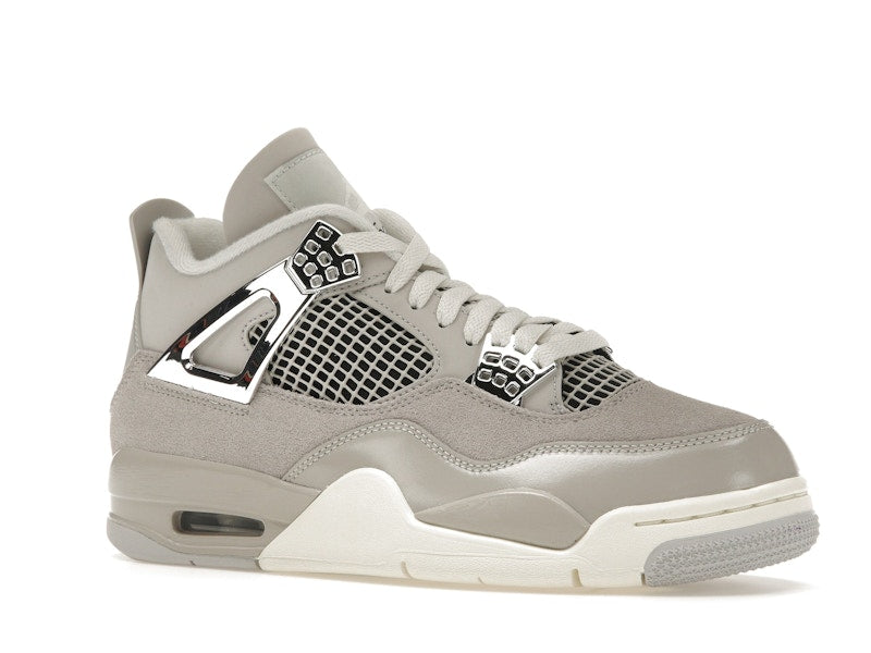 Air Jordan 4 Retro Frozen Moments