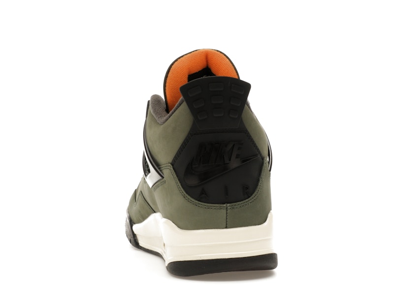 Air Jordan 4 Retro OG SP Undefeated (2025), vista a 360 gradi 27 di 36