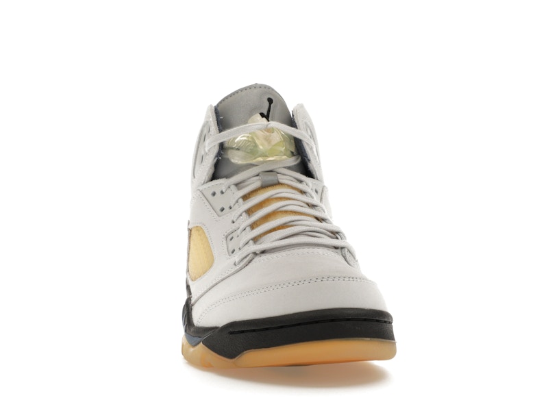 Air Jordan 5 Retro A Ma Maniere Diffused Blue, vista a 360 gradi 9 di 36