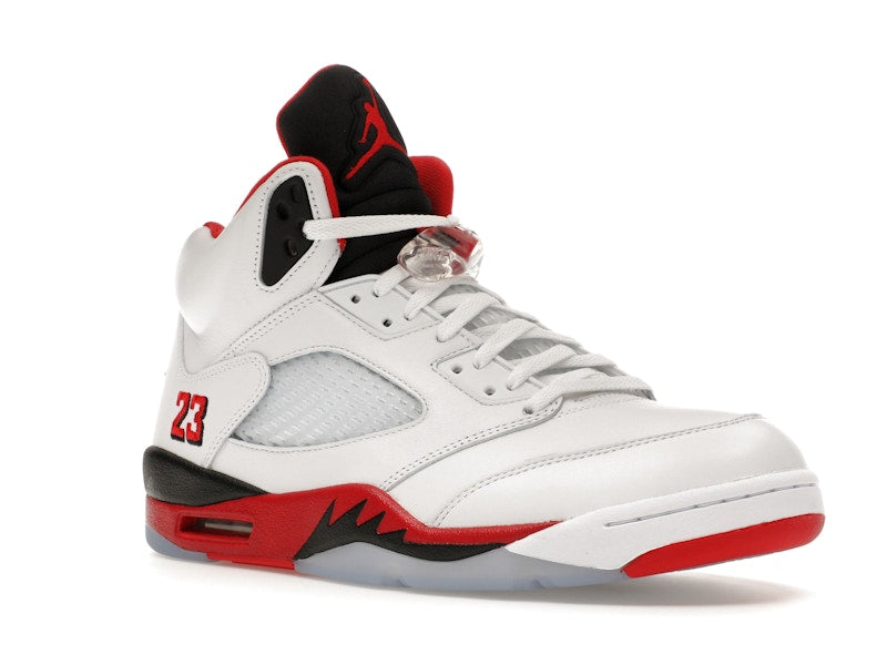 Air Jordan 5 Retro Fire Red Black Tongue (2025), vista a 360 gradi 5 di 36