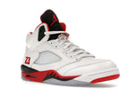 Air Jordan 5 Retro Fire Red Black Tongue (2025), vista a 360 gradi 5 di 36