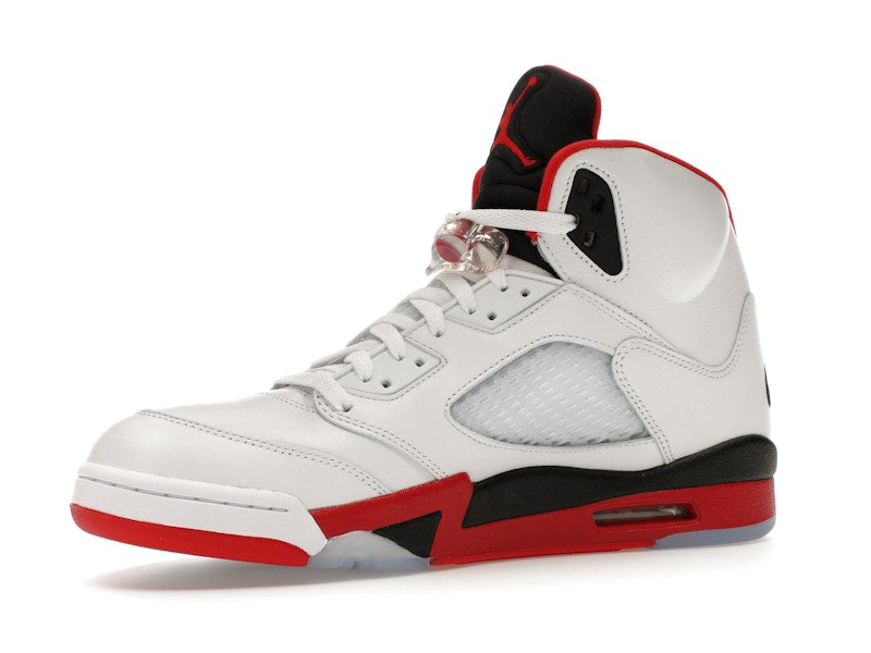Air Jordan 5 Retro Fire Red Black Tongue (2025), vista a 360 gradi 16 di 36