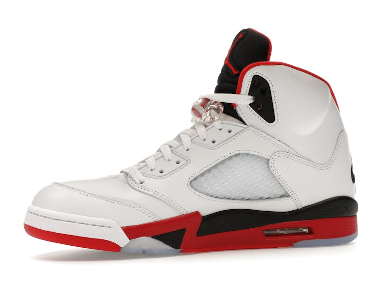 Air Jordan 5 Retro Fire Red Black Tongue (2025), vista a 360 gradi 17 di 36