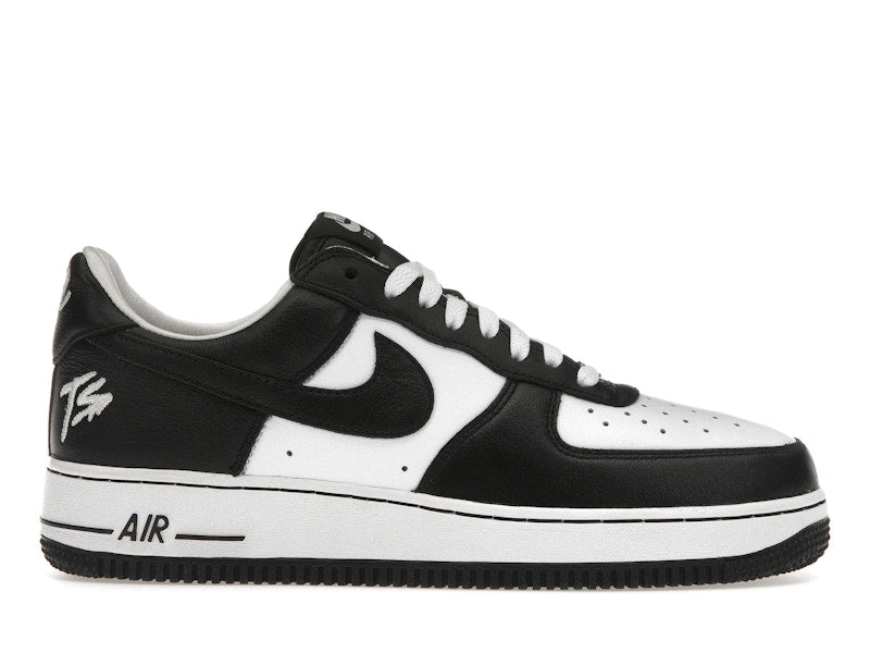 Nike Air Force 1 Low QS Terror Squad Blackout, vista a 360 gradi 1 di 36