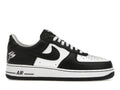 Nike Air Force 1 Low QS Terror Squad Blackout, vista a 360 gradi 1 di 36