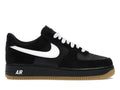 Nike Air Force 1 Low '07 LV8 Black Gum Light Brown White, vista a 360 gradi 1 di 36
