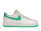 Nike Air Force 1 Low '07 Patent Platinum Tint Stadium Green, vista a 360 gradi 1 di 36