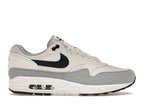 Nike Air Max 1 Platinum Tint Dark Obsidian, vista a 360 gradi 1 di 36