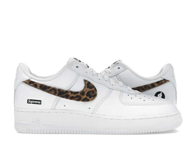 Nike Air Force 1 Low Supreme GOODENOUGH, vista a 360 gradi 1 di 36