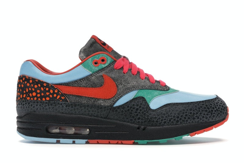 Nike Air Max 1 Supreme Tech Pack, vista a 360 gradi 1 di 36