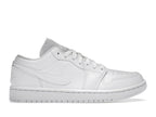 Air Jordan 1 Low Triple White (2022) (W), vista a 360 gradi 1 di 36