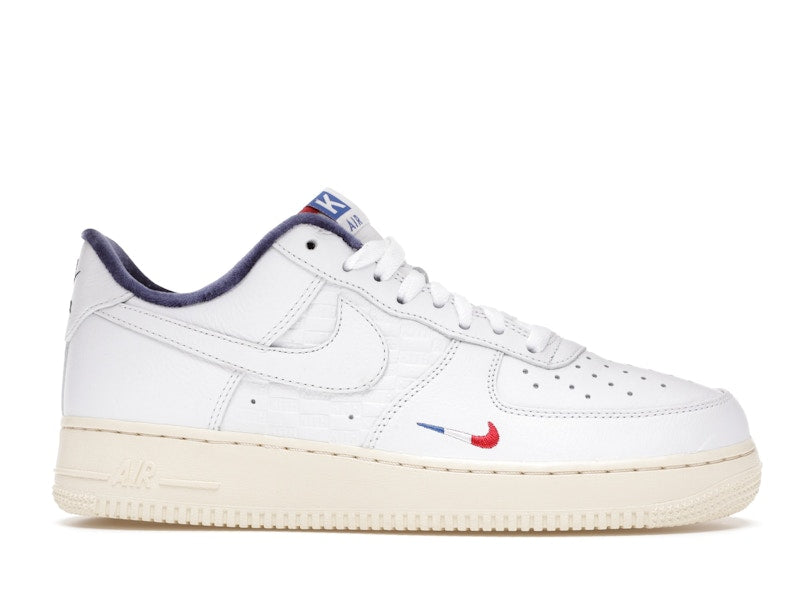 Nike Air Force 1 Low Kith Paris, vista a 360 gradi 2 di 36