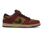 Nike SB Dunk Low Dark Team Red Olive Flak, vista a 360 gradi 2 di 36