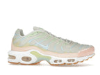 Nike Air Max Plus Crimson Tint (Women's), vista a 360 gradi 2 di 36