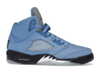 Air Jordan 5 Retro Unc University Blue, vista a 360 gradi 2 di 36
