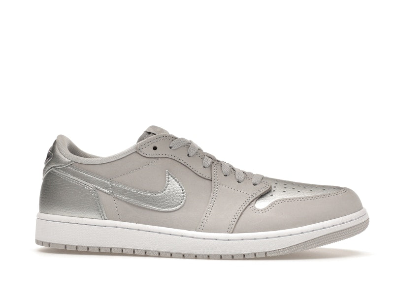 Air Jordan 1 Low OG Metallic Silver