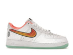 Nike Air Force 1 Low NY vs. NY White Crimson Pulse, vista a 360 gradi 2 di 36