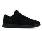 Nike Dunk Low SE Triple Black, vista a 360 gradi 2 di 36