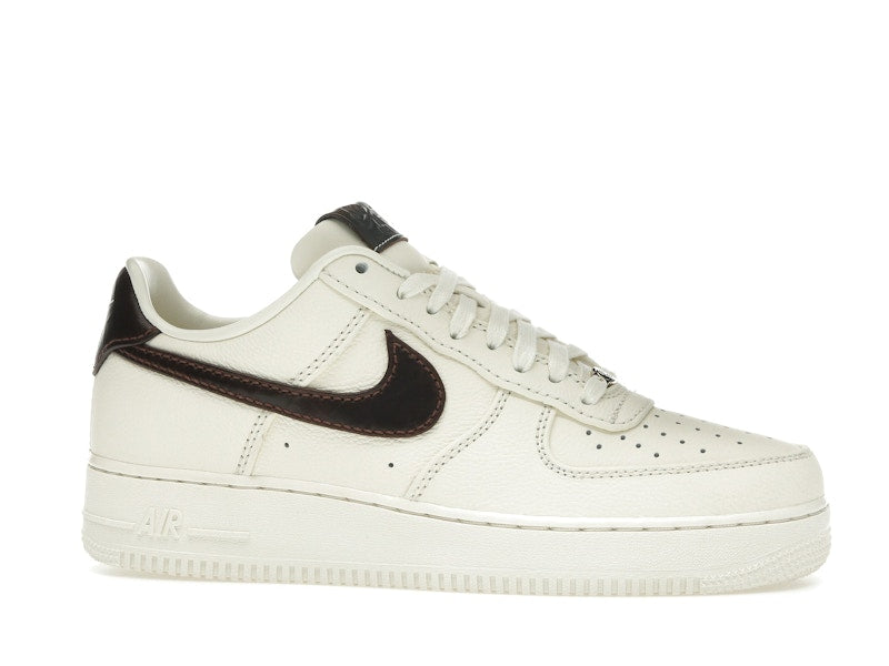 Nike Air Force 1 Low '07 Soft Pearl Brown Croc, vista a 360 gradi 2 di 36