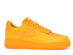 Nike Air Force 1 Low '07 Laser Orange (Women's), vista a 360 gradi 2 di 36