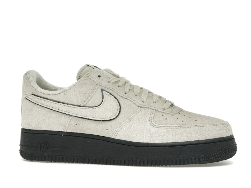 Nike Air Force 1 '07 LV8 Light Khaki Black