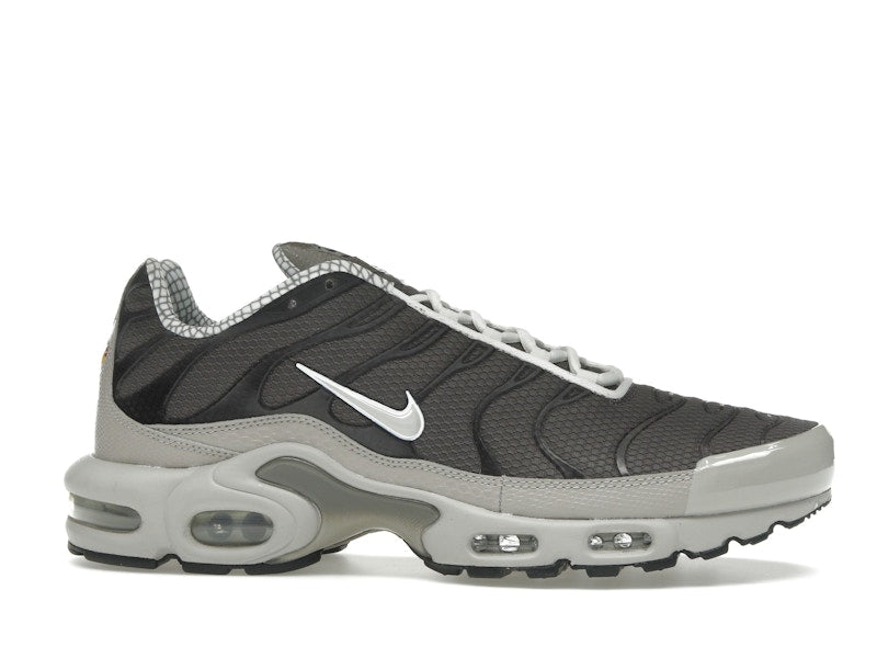 Nike Air Max Plus Year Of The Snake - Cave Stone/Summit White/Metallic Pewter/Vast Grey - IB7679-200 - 02