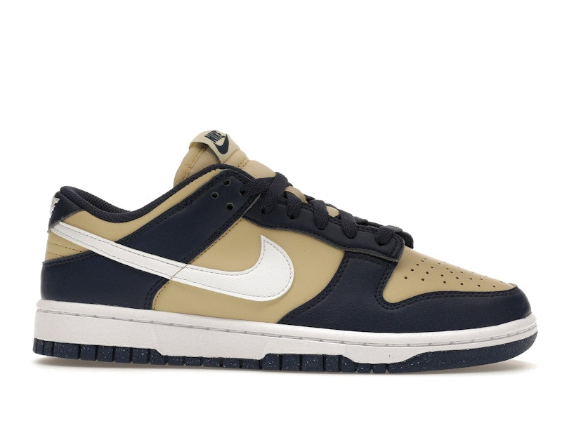 Nike Dunk Low Next Nature Midnight Navy Gold (Women's), vista a 360 gradi 2 di 36