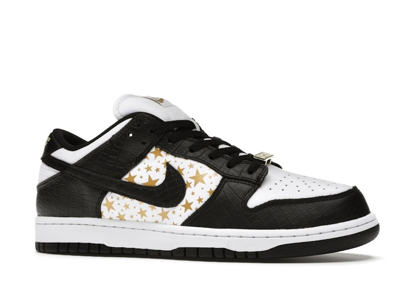Nike SB Dunk Low Supreme Black, vista a 360 gradi 3 di 36