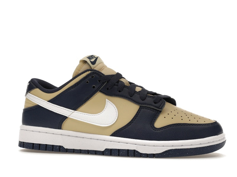 Nike Dunk Low Next Nature Midnight Navy Gold (Women's), vista a 360 gradi 3 di 36