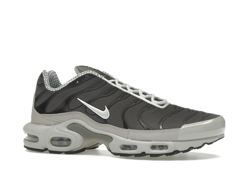 Nike Air Max Plus Year Of The Snake - Cave Stone/Summit White/Metallic Pewter/Vast Grey - IB7679-200 - 03