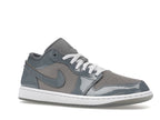 Air Jordan 1 Low SE Medium Grey Cool Grey White, vista a 360 gradi 4 di 36
