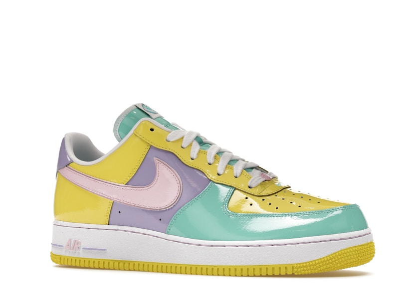 Nike Air Force 1 Low Easter (2026), vista a 360 gradi 4 di 36